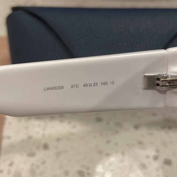 Loewe Paula Ibiza Sunglasses white and mirrored w gift bag all collateral - Picture 9 of 9